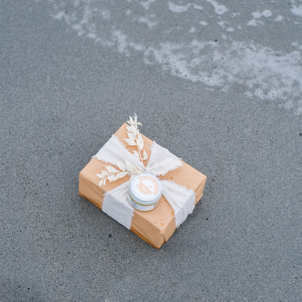 Face Balm + Mother of Pearl Spoon