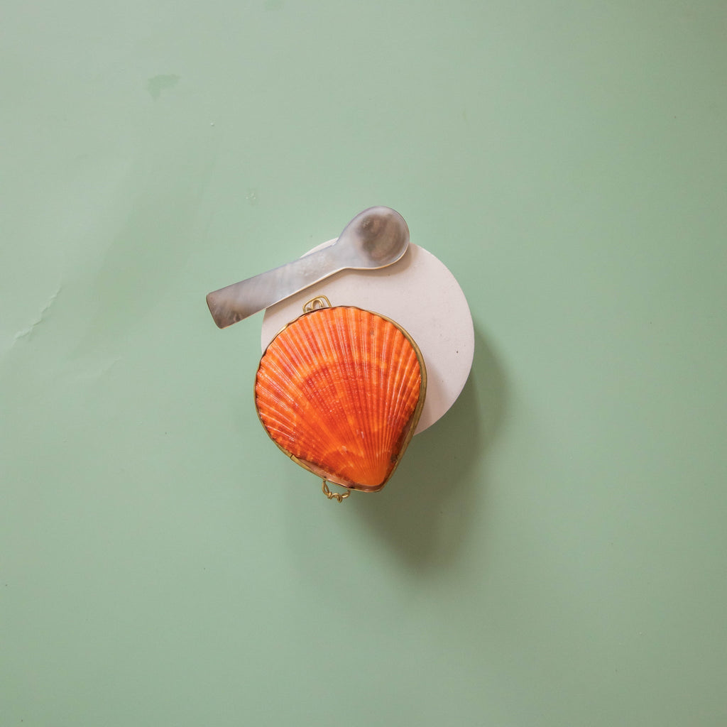 Leaves & Wood Solid Perfume Balm + Mother of Pearl Spoon